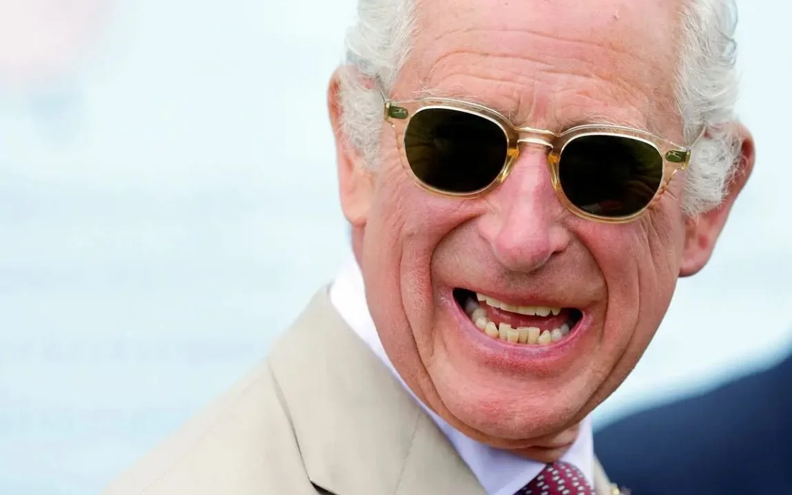 А король-то гровер.webp