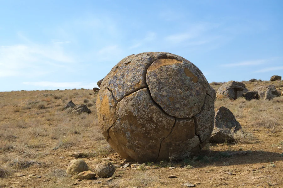 Двух заместителей акима задержали в Мангистау по делу о наркотиках.webp