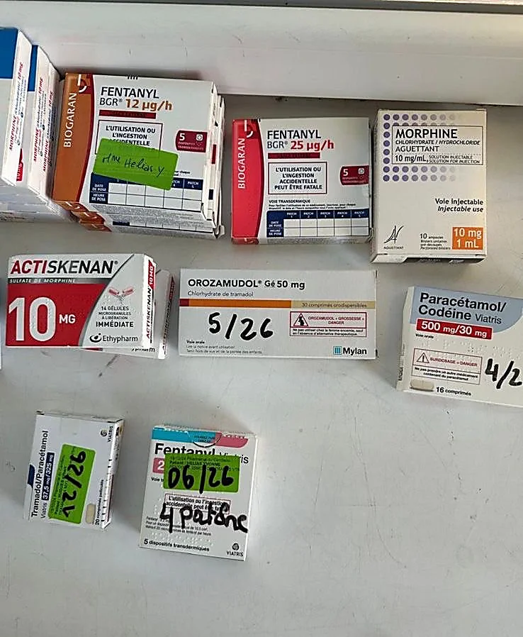 контрабанда препаратов.webp