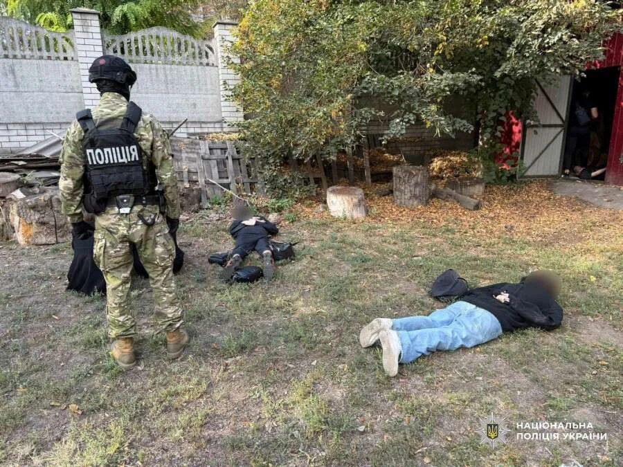 Мошеннические колл-центры и сбыт психотропов.webp