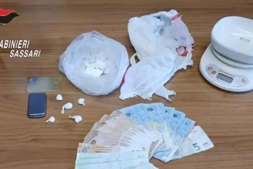 На Сардинии растет потребление кокаина, необходимы срочные меры.webp