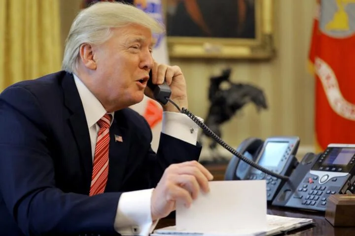 Трамп усиливает давление на президента Венесуэлы, наращивая военное присутствие в Карибском б...webp