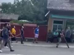 В Бухаресте прошли обыски у двух преступных кланов, задержаны 50 человек.webp