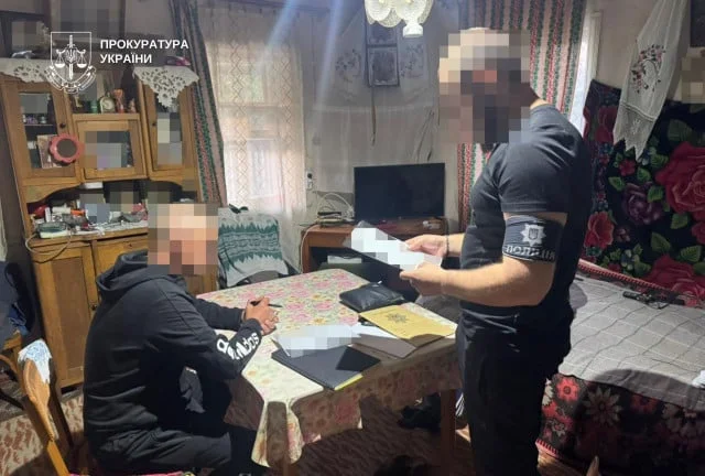 В Каменском перекрыли канал сбыта метадона и метамфетамина.webp