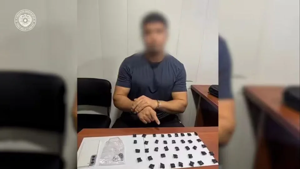 В Ташкенте задержан охранник ночного клуба, готовивший закладки с мефедроном.webp