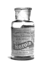 Bayer_Heroin_bottle.webp Bayer_Heroin_bottle.webp